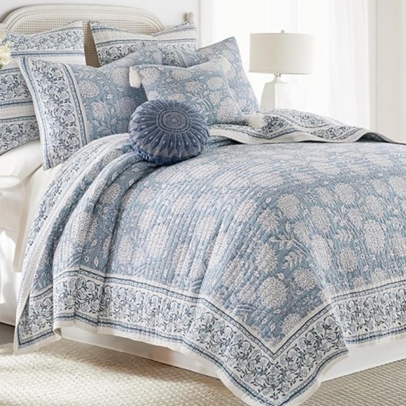 LAVTEX Other - Levtex Home Adare Blue Reversible Quilt & Sham Set Full/Queen Color: blue